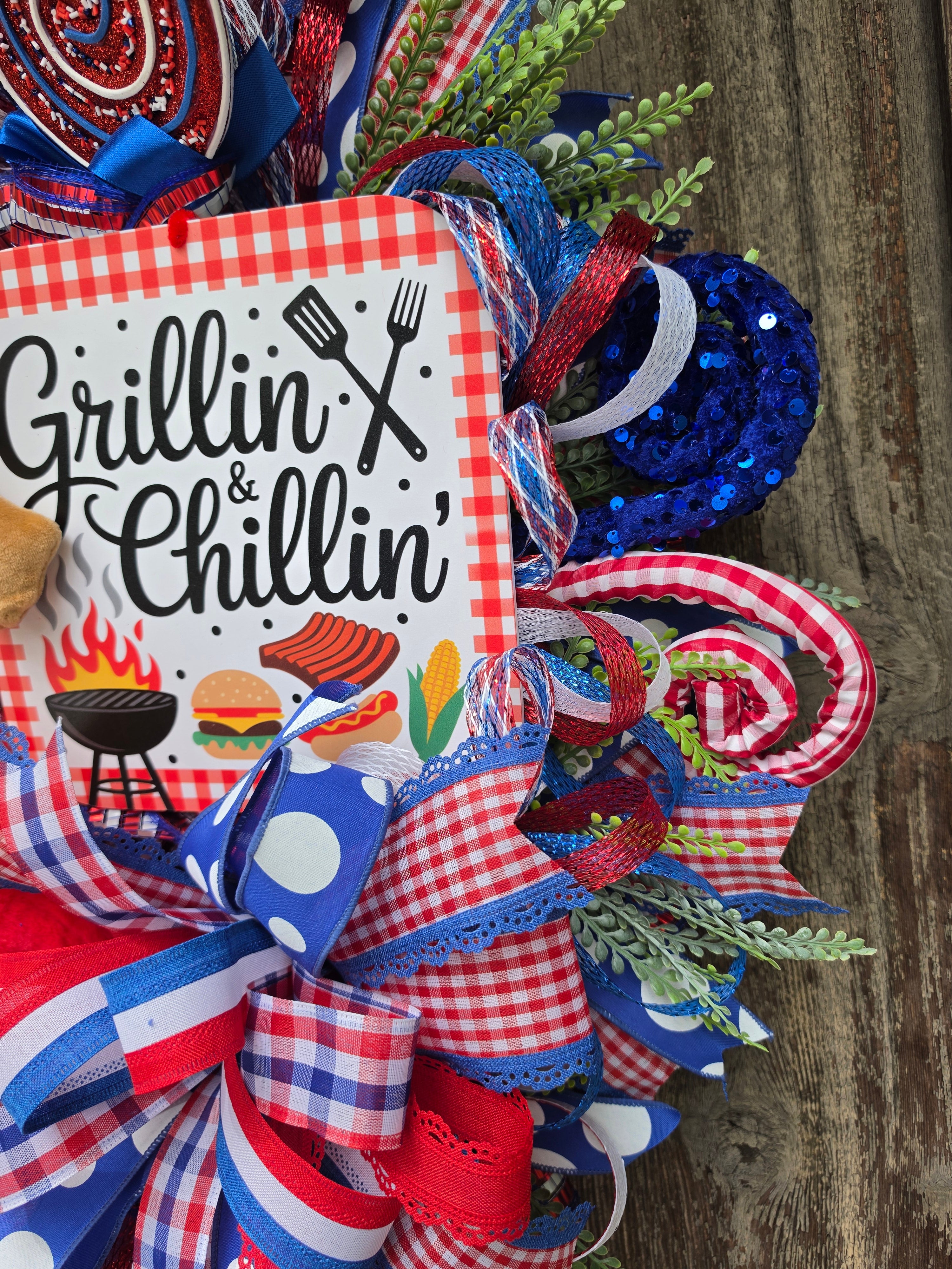 Grillin’ & Chillin’ Front Door Wreath – Patriotic BBQ Summer Wreath with Burger & Fire – Red White Blue Door Decor